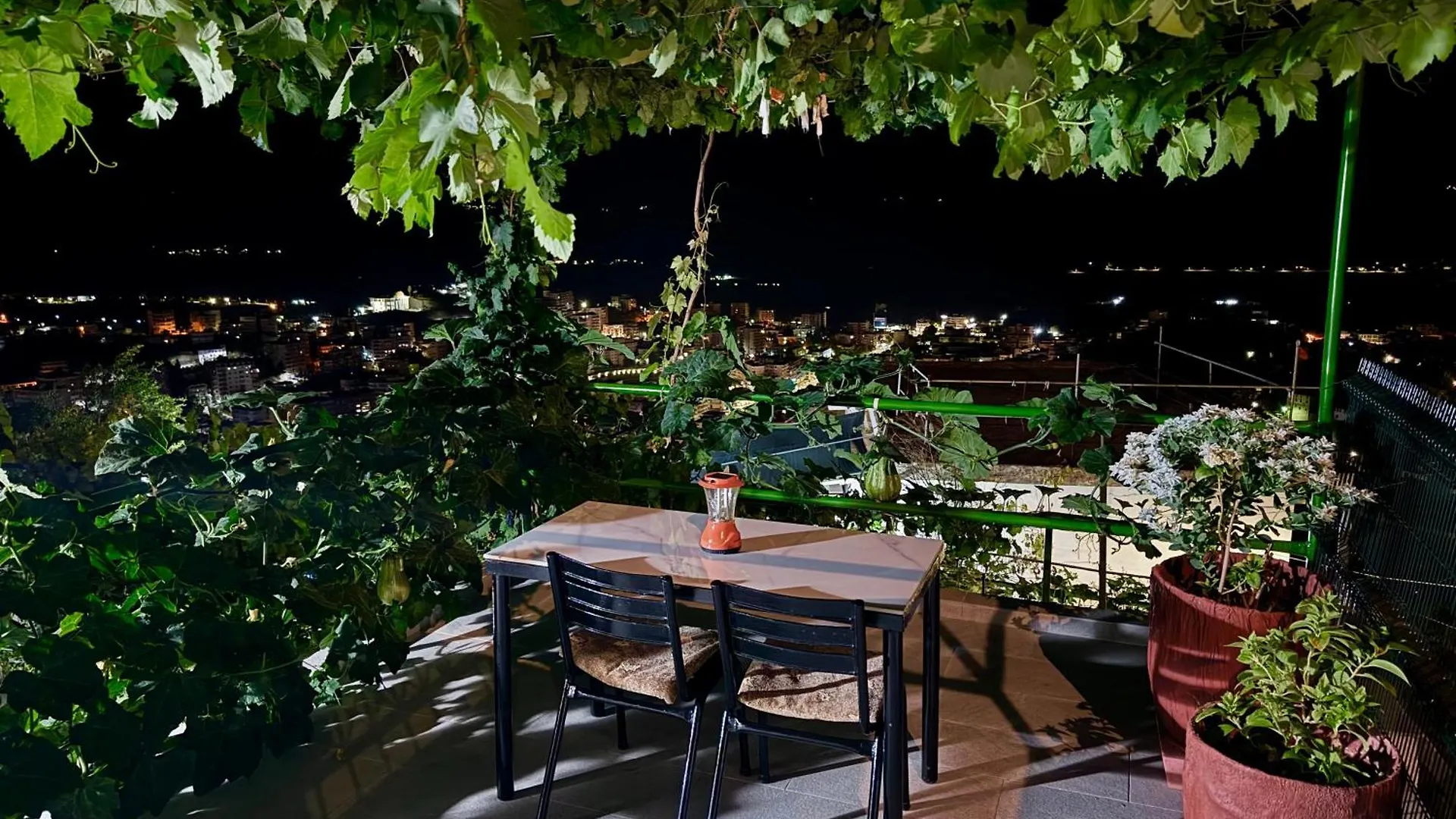 Panoramic View Guest House Gjirokastër
