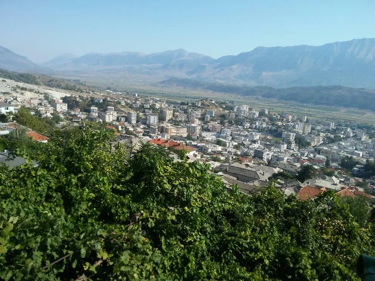 Panoramic View Guest House Gjirokastër